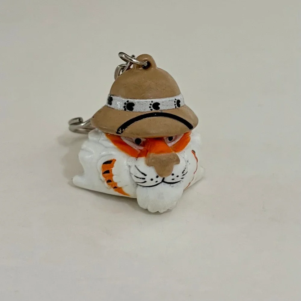 Vintage EXXON Tony The Tiger Gas Promotional Key‎ Chain Car Keys Collectible